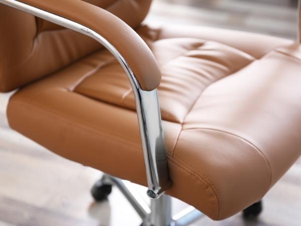 What To Look For In a Home Office Chair - Calgary Interiors (2)
